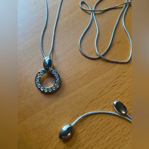 Necklaces for women - Picture 6 of 6